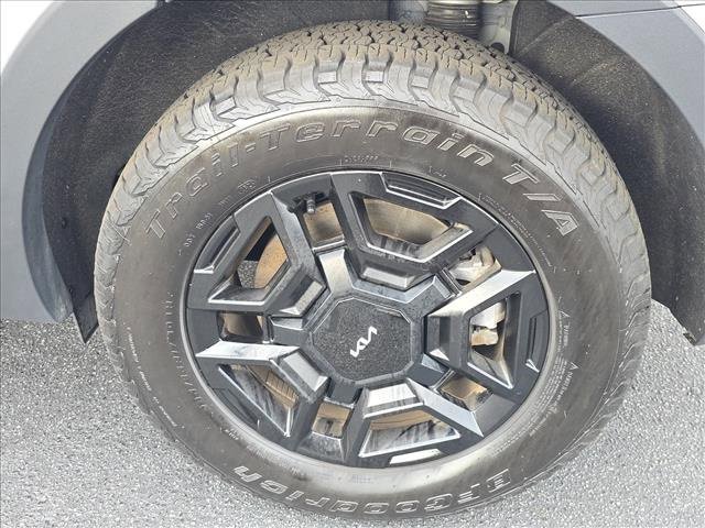 Used 2024 Kia Sorento SX Prestige w/ Olive Brown Leather Package image 15