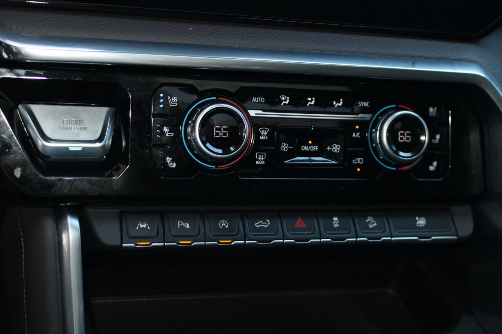 Used 2024 GMC Sierra 1500 Denali w/ Denali Reserve Package image 19