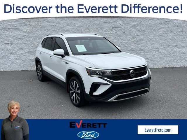 Used 2023 Volkswagen Taos SE image 1