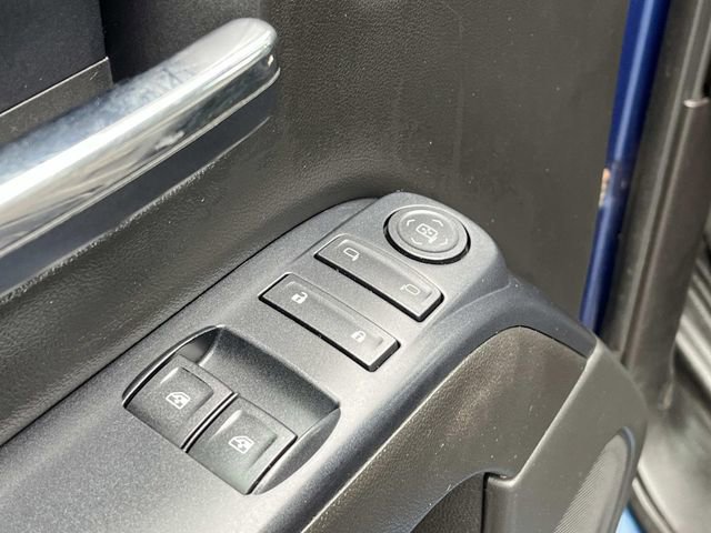 Used 2015 GMC Sierra 3500 4x4 Regular Cab w/ Sierra Convenience Package image 17