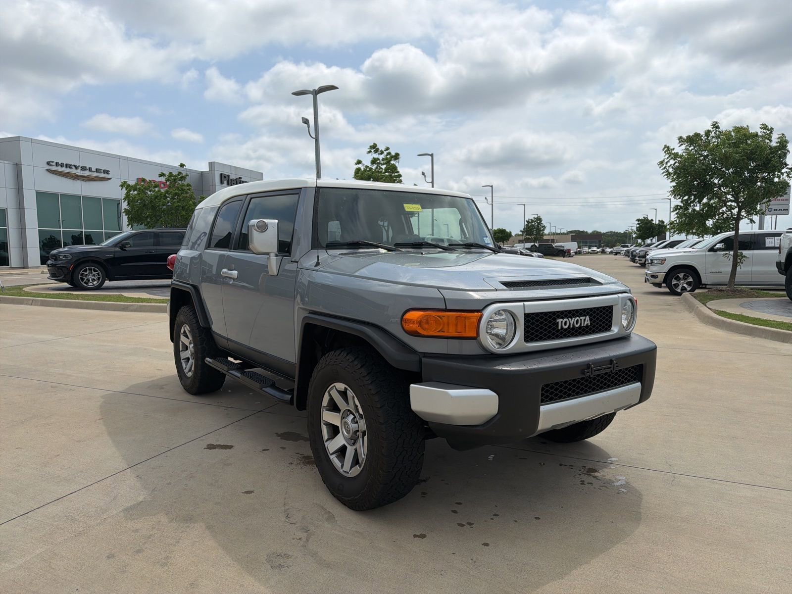 Used 2014 Toyota FJ Cruiser 4WD w/ Convenience Package image 8