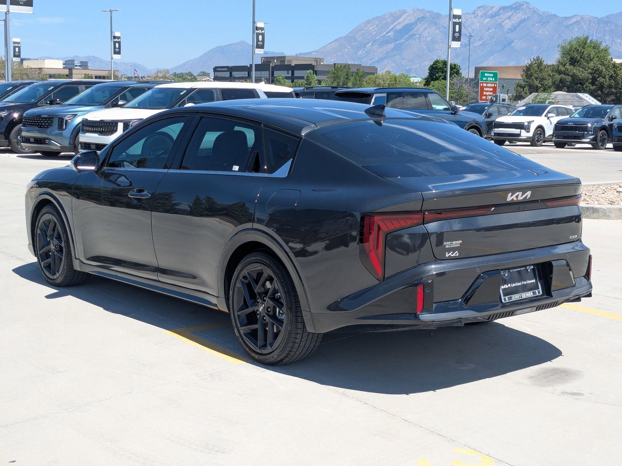 Used 2025 Kia K4 GT-Line Turbo FWD image 3