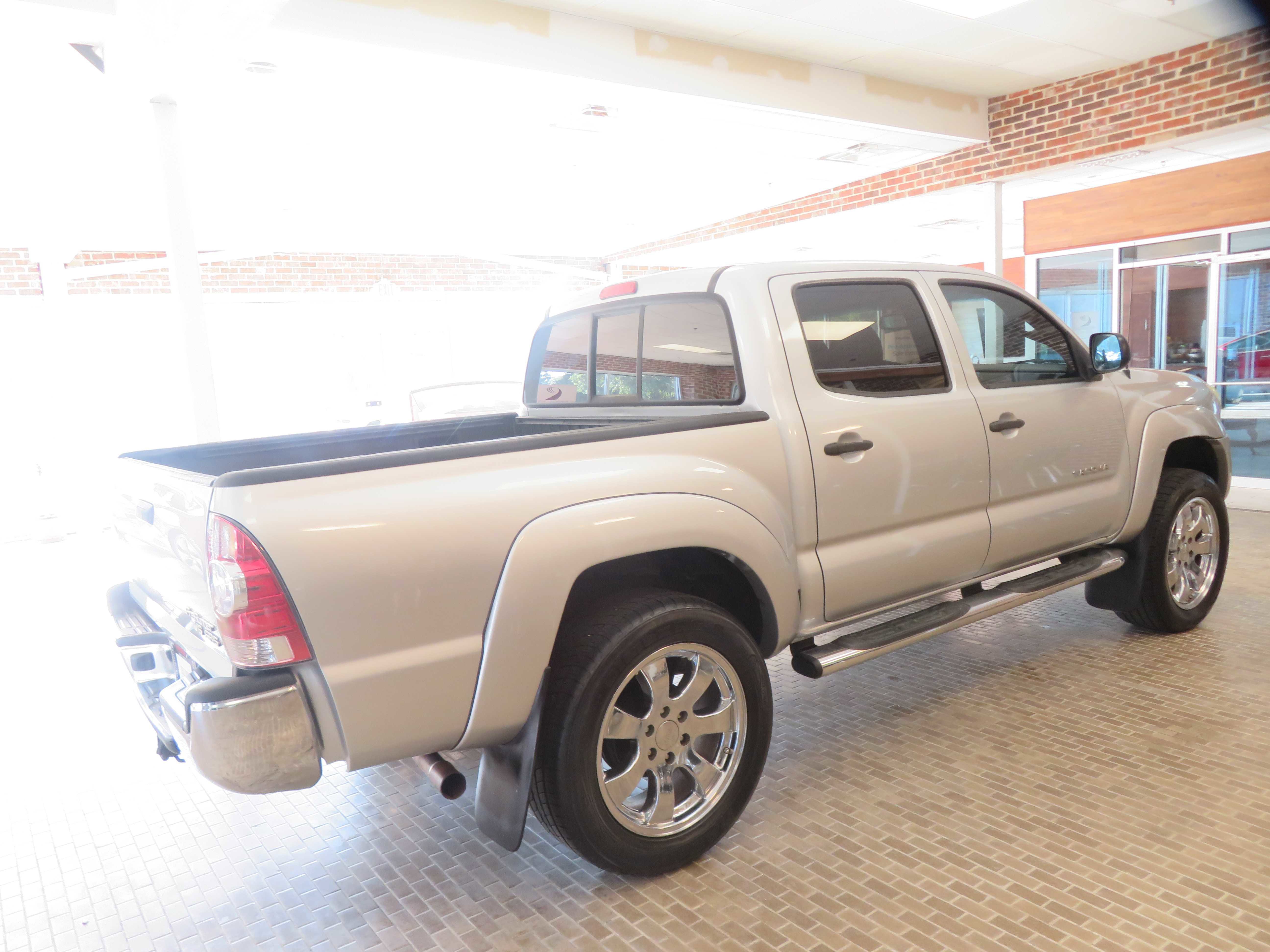 Used 2010 Toyota Tacoma PreRunner RWD image 62