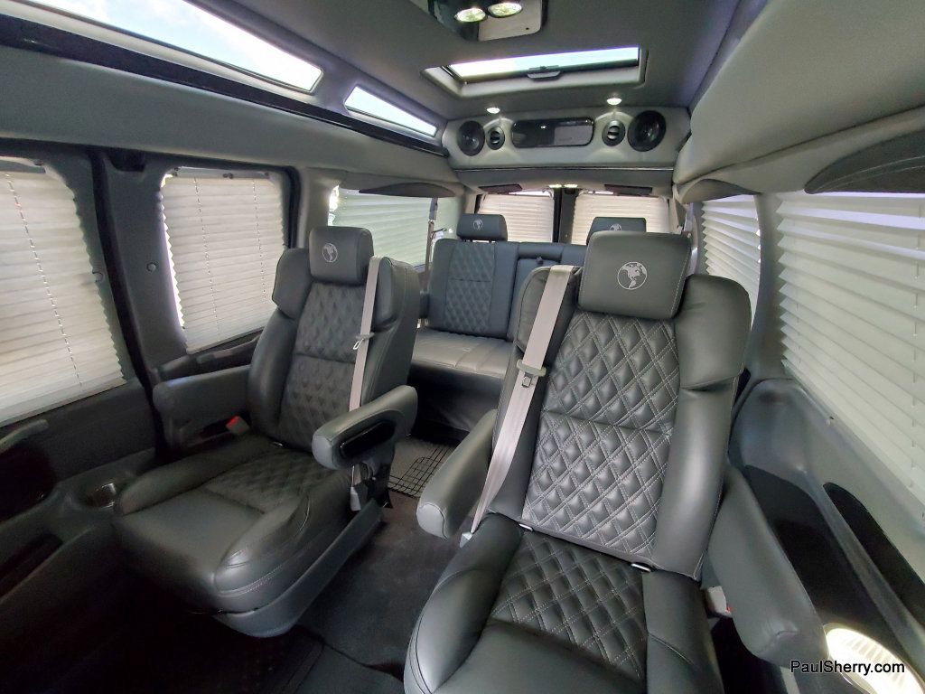 Used 2025 Chevrolet Express 2500 w/ Driver Convenience Package RWD image 3