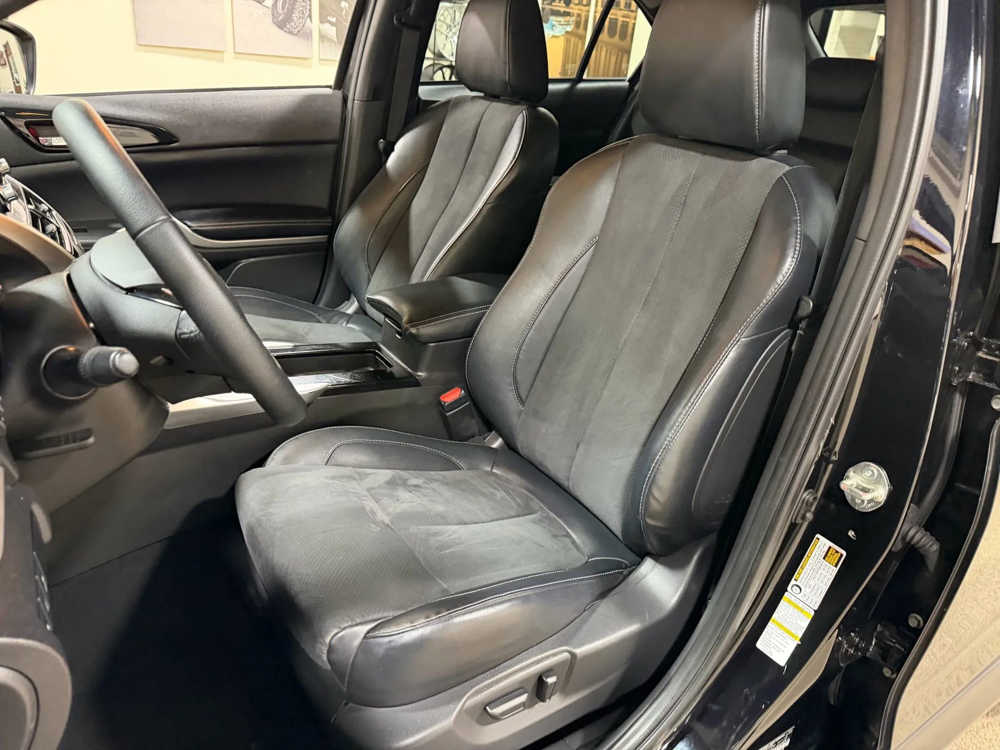 Used 2023 Mitsubishi Eclipse Cross SE image 31