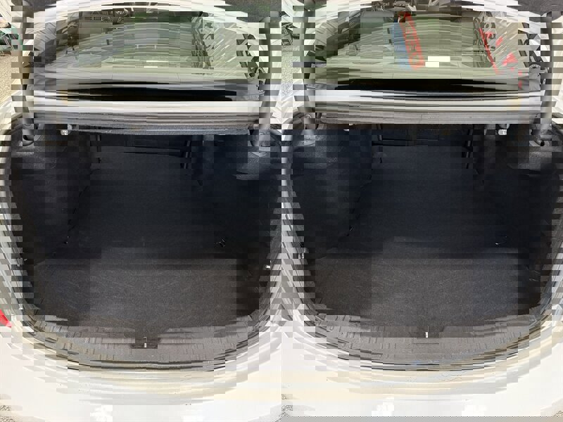 Used 2013 Hyundai Azera GLS w/ Technology Pkg image 15