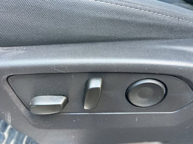 Used 2024 GMC Sierra 1500 Elevation image 19