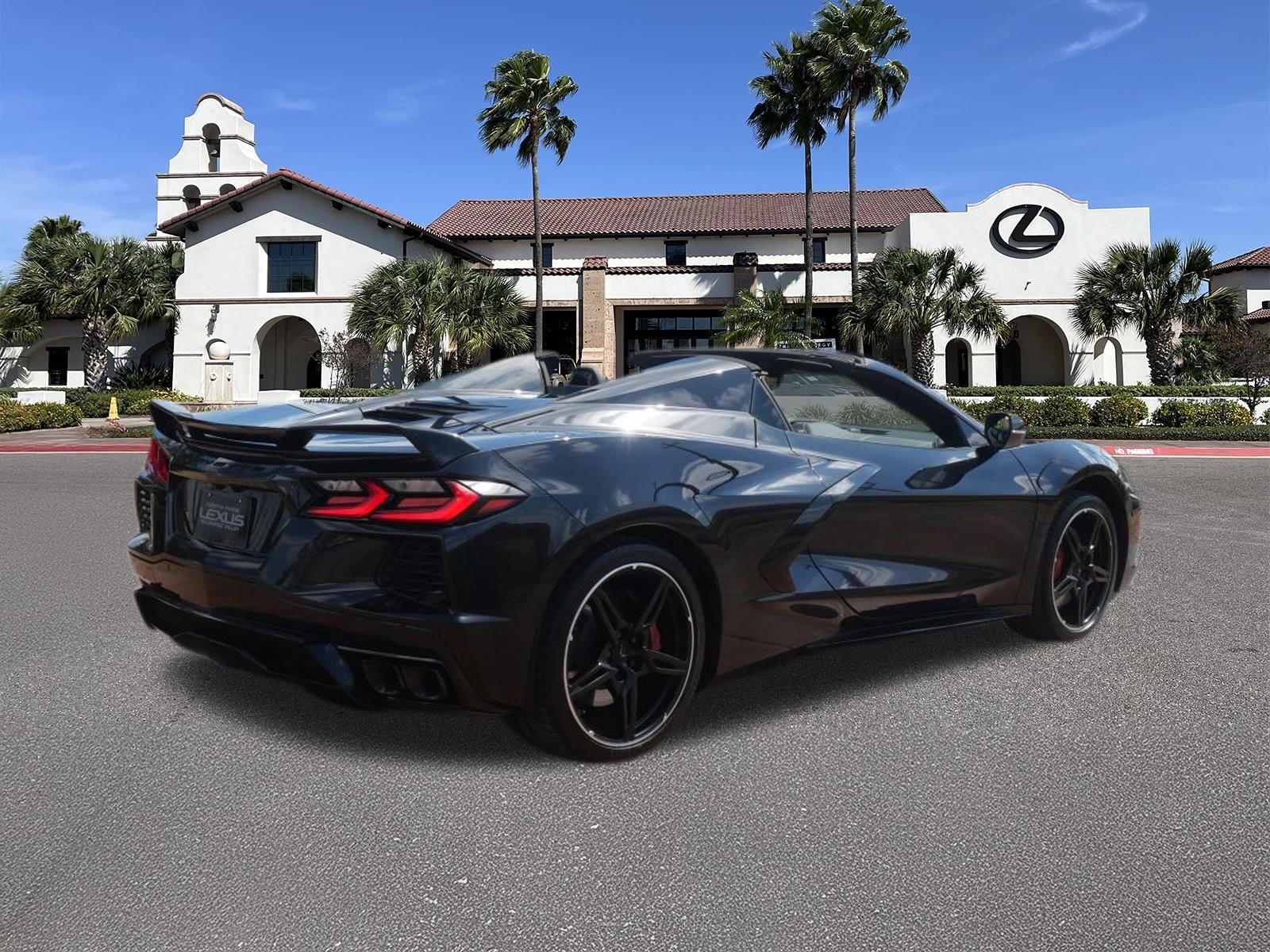 Used 2024 Chevrolet Corvette Stingray Preferred Conv w/ Z51 Performance Package image 2