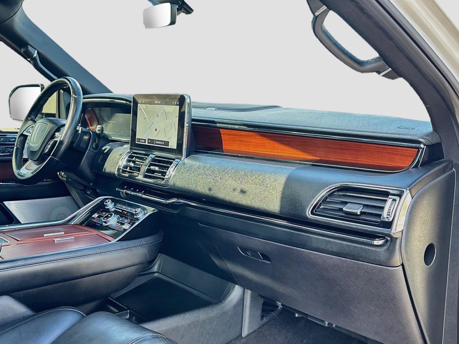 Used 2021 Lincoln Navigator L Reserve AWD/4WD image 33