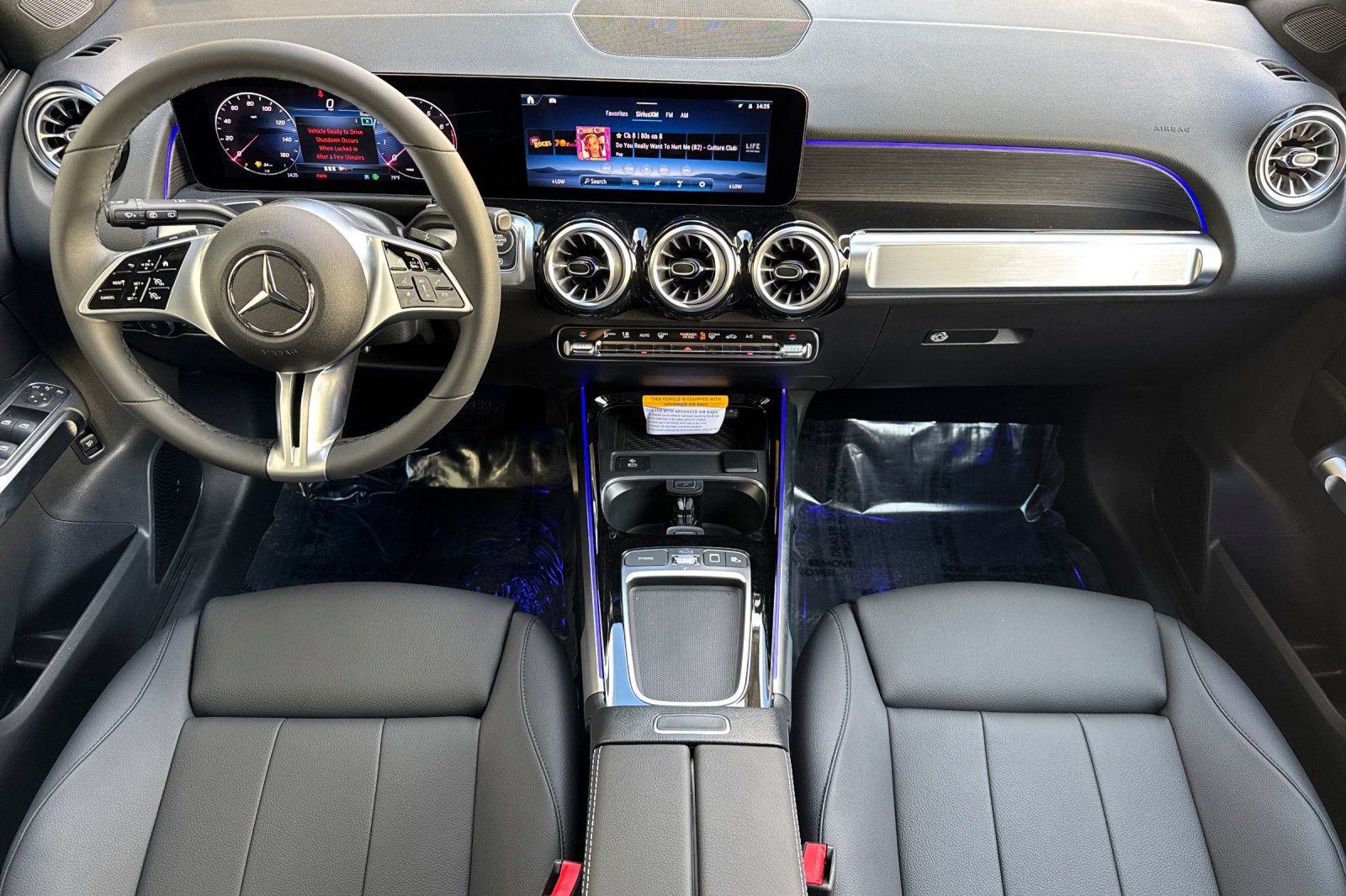 New 2026 Mercedes-Benz GLB 250 image 3