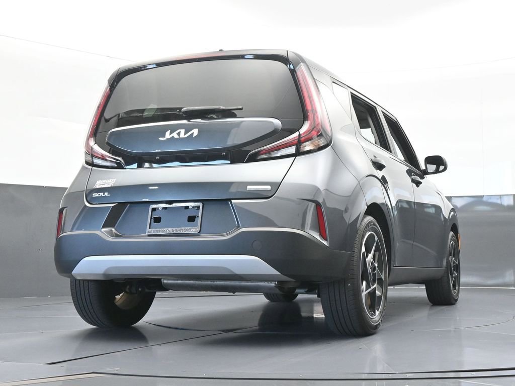 Used 2023 Kia Soul EX image 57
