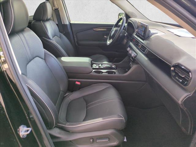 Certified 2025 Honda Pilot Elite image 24