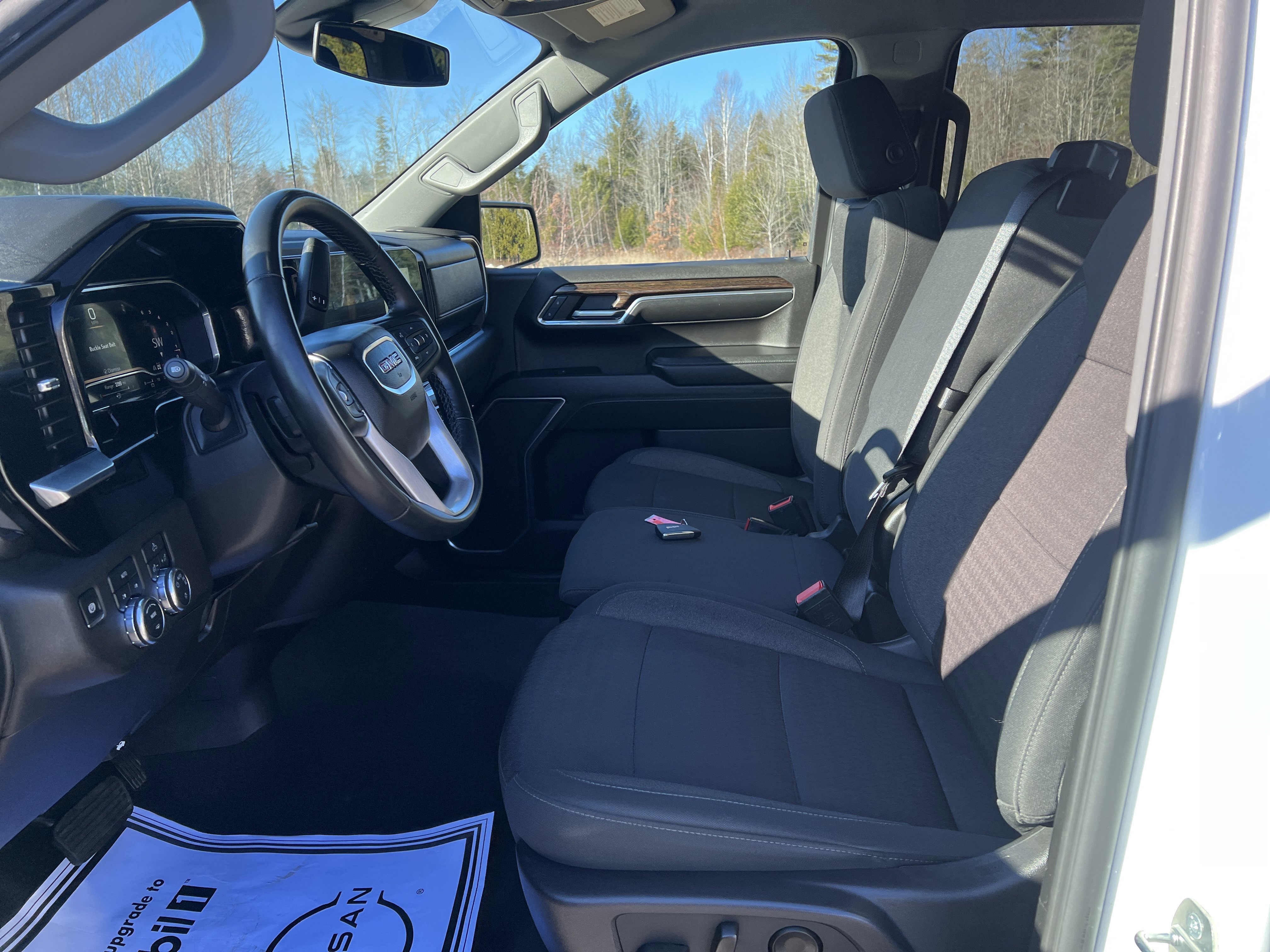 Used 2024 GMC Sierra 1500 SLE image 14