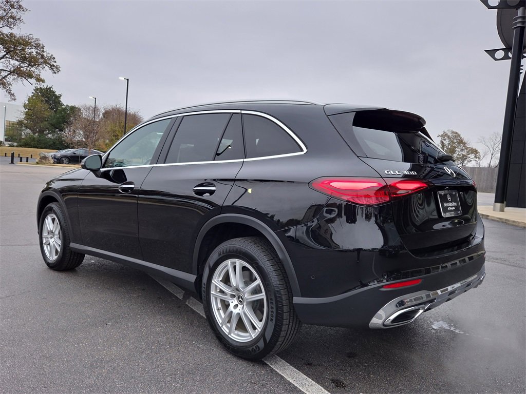 Certified 2024 Mercedes-Benz GLC 300 image 3