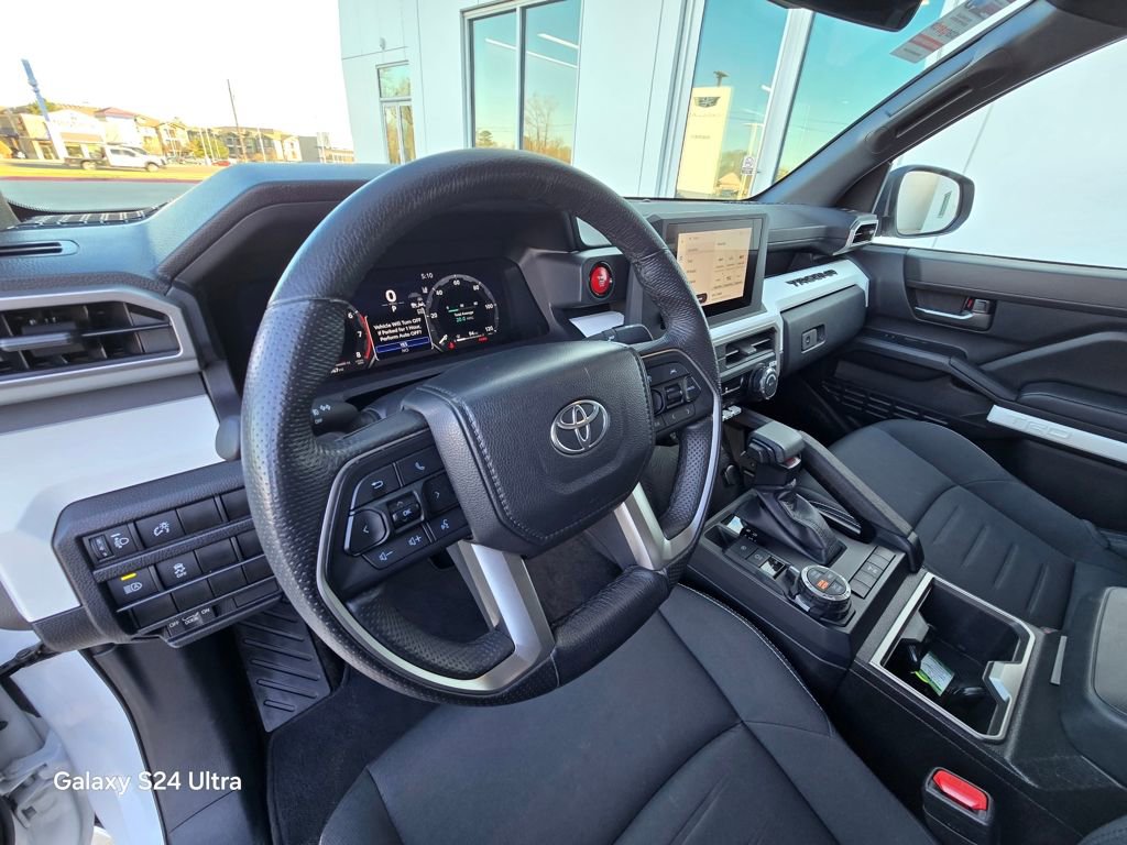 Used 2024 Toyota Tacoma TRD Off-Road image 14