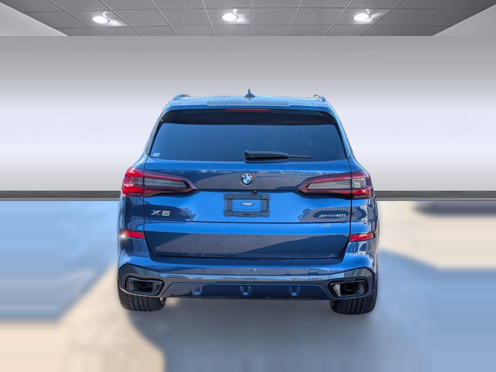 Used 2023 BMW X5 xDrive40i w/ M Sport Package image 10