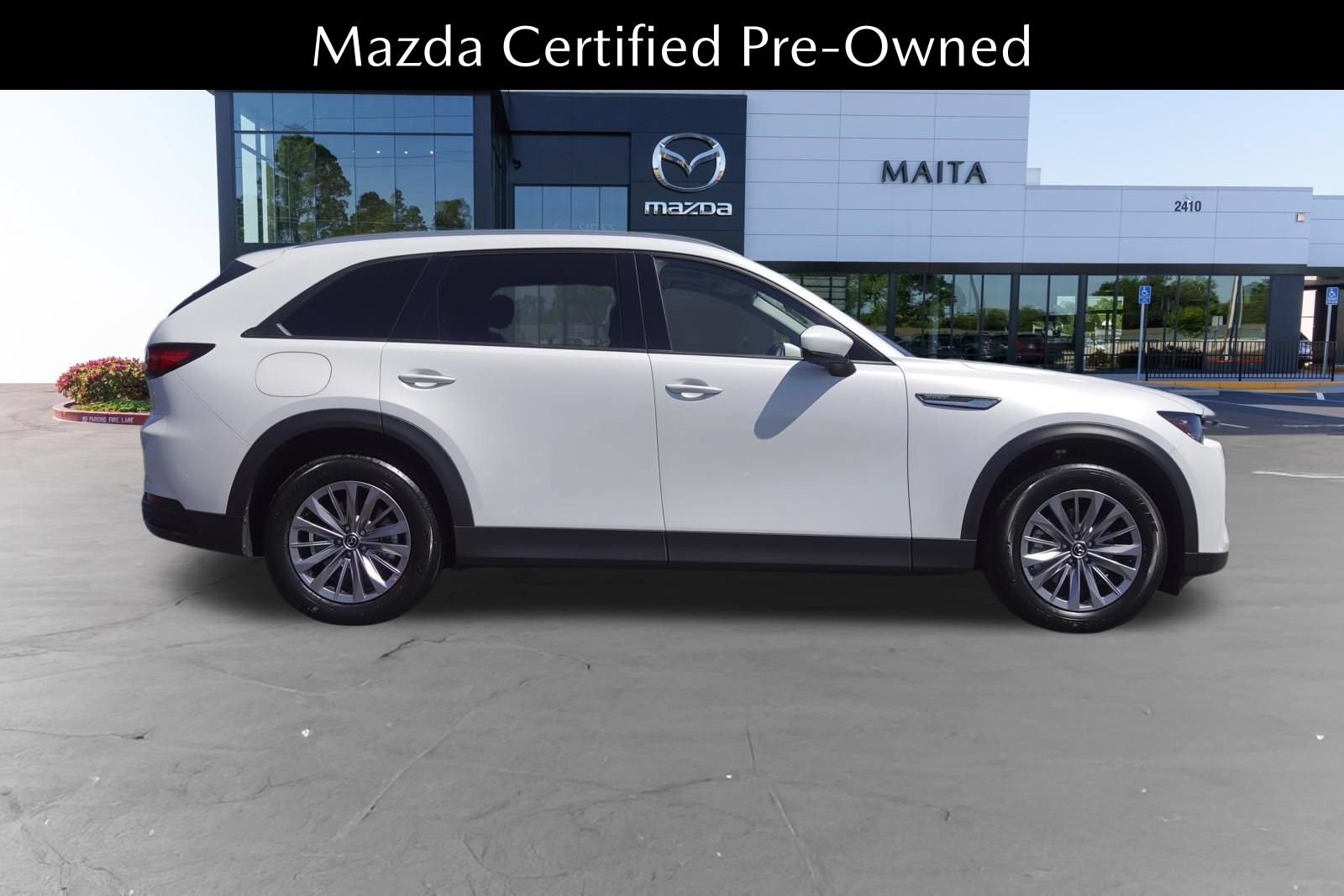 Certified 2024 MAZDA CX-90 Plug-In Hybrid w/ Preferred AWD/4WD image 2