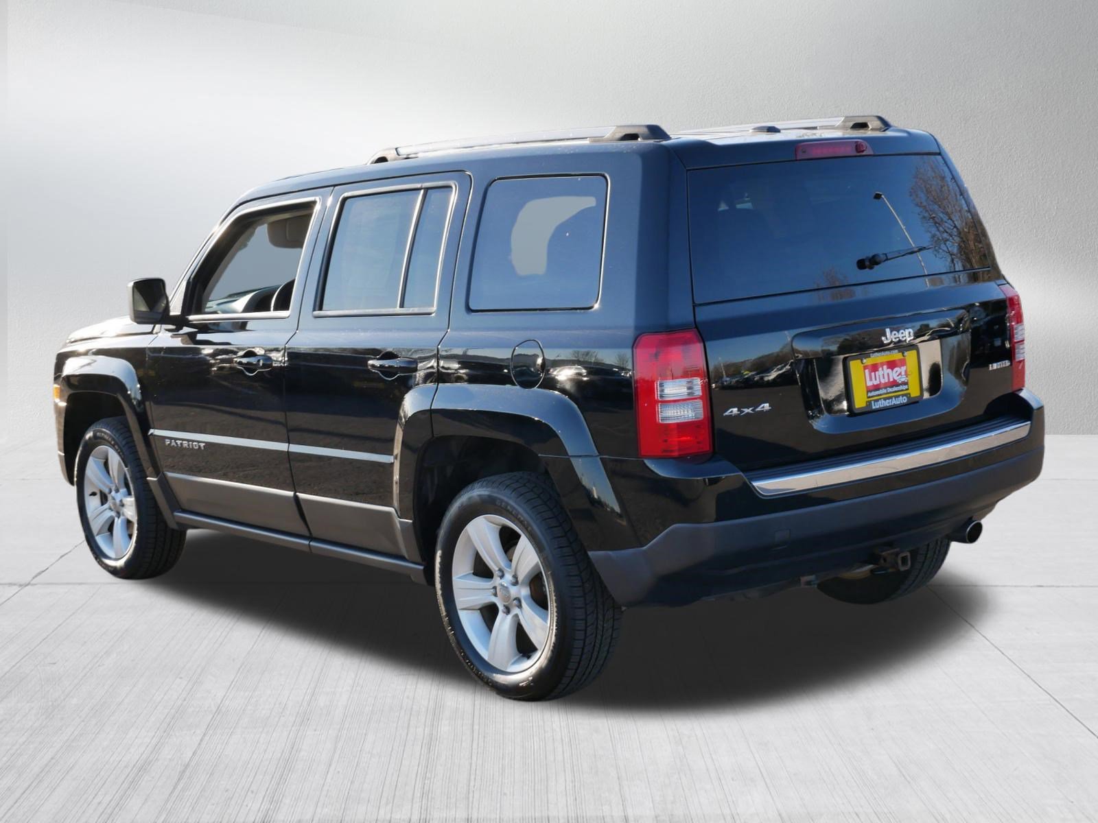 Used 2014 Jeep Patriot Limited w/ Sun/Sound Group AWD/4WD image 5