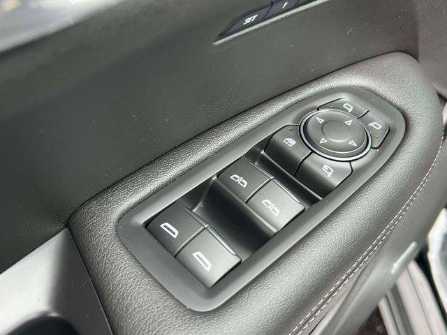 Used 2024 Cadillac XT6 Premium Luxury image 14