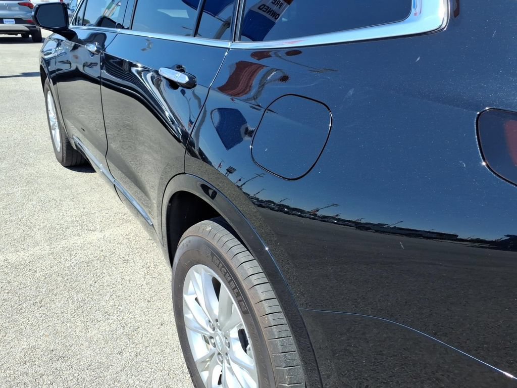 Used 2024 Cadillac XT6 Luxury w/ LPO, Floor Liner Package AWD/4WD image 18