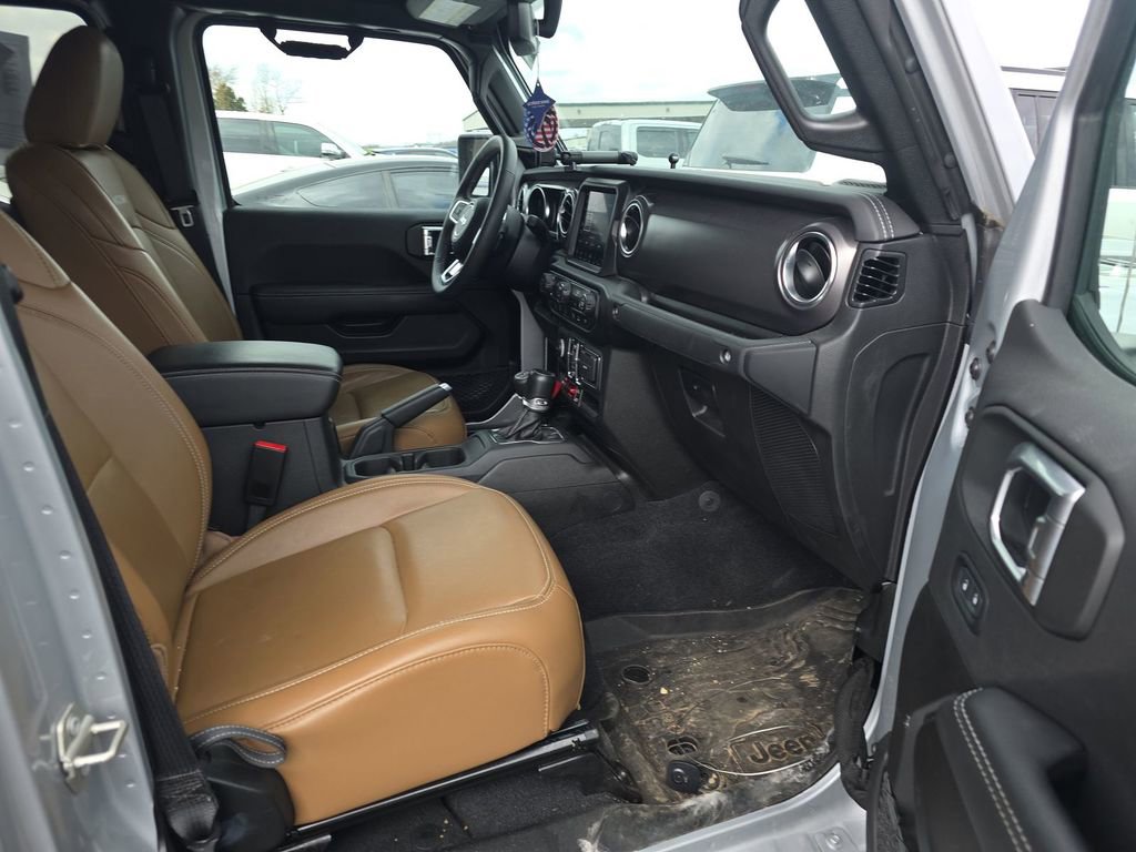 Used 2023 Jeep Gladiator Rubicon w/ LED Lighting Group image 20