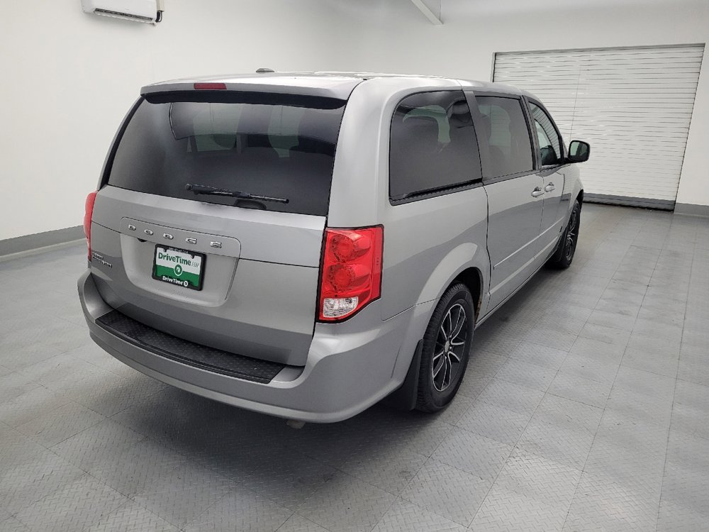 Used 2016 Dodge Grand Caravan SE FWD image 9