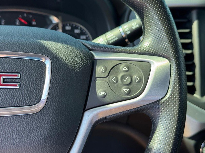 Certified 2023 GMC Acadia SLE w/ Driver Convenience Package image 21