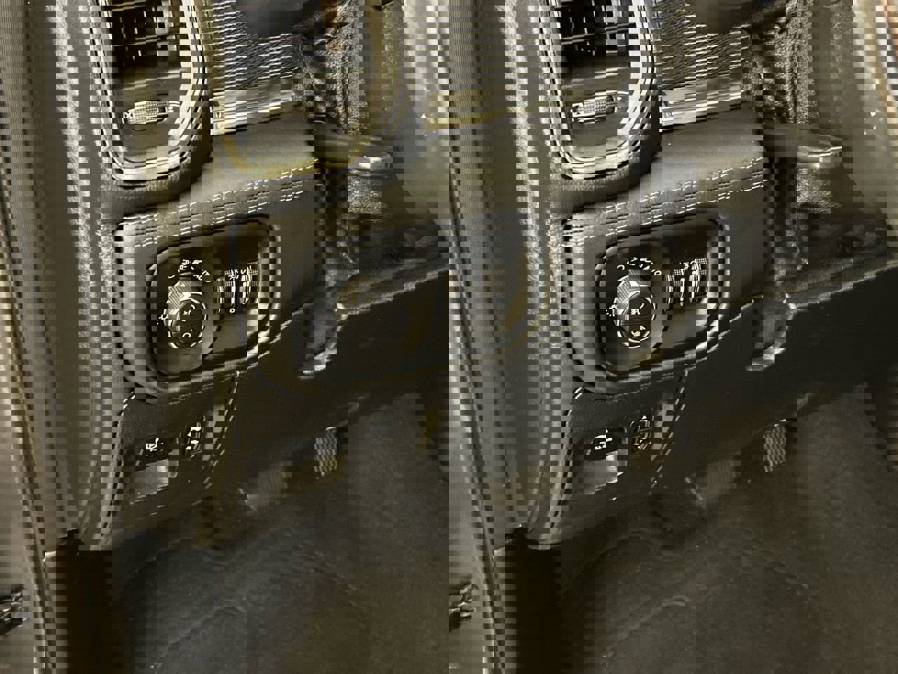 Used 2021 RAM 1500 Limited w/ Night Edition image 14