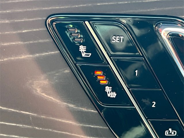 Used 2025 Cadillac Lyriq Sport image 31