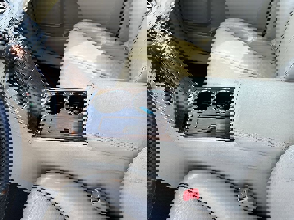 Used 2013 Toyota Venza XLE w/ XLE Premium Pkg image 20