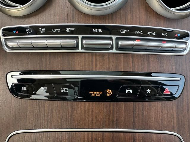 Certified 2022 Mercedes-Benz GLC 300 4MATIC image 35