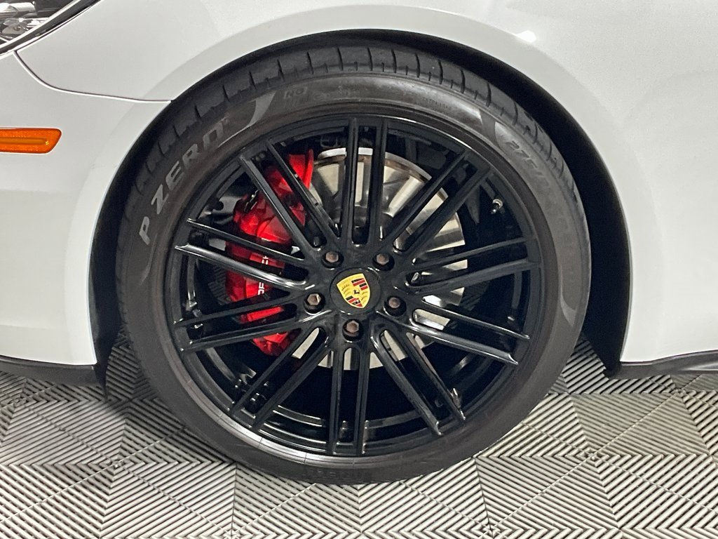 Used 2017 Porsche Panamera 4S image 30