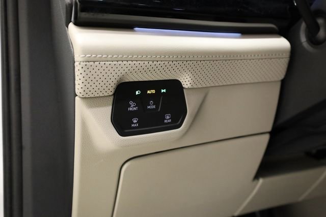 Used 2024 Volkswagen Atlas SEL Premium R-Line AWD/4WD image 14