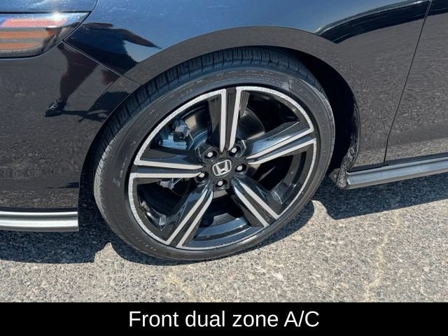Used 2023 Honda Accord Sport image 11