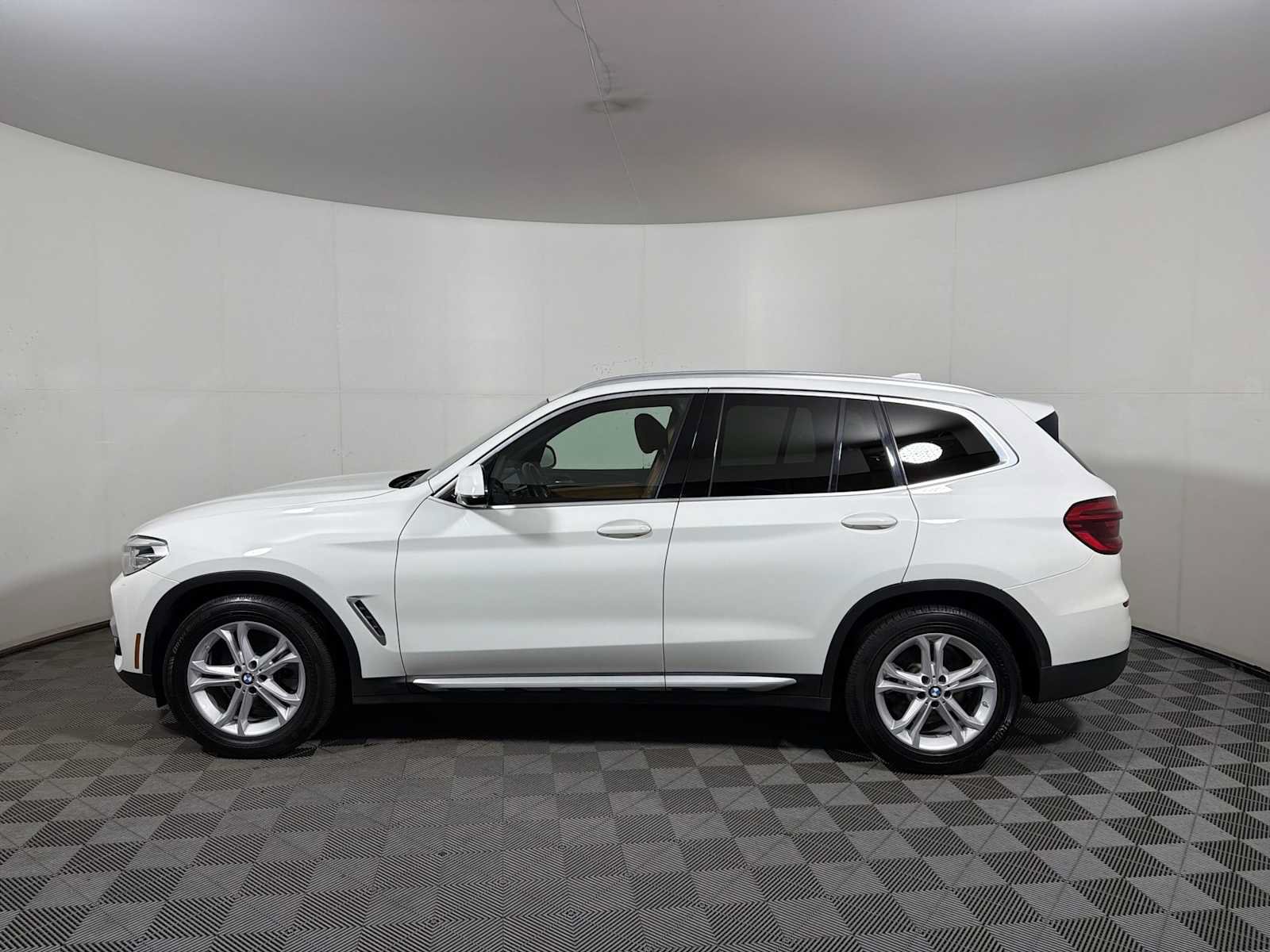 Used 2020 BMW X3 xDrive30i w/ Convenience Package AWD/4WD image 4