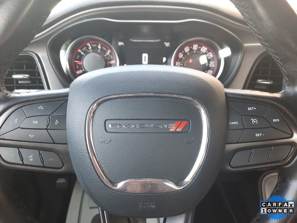 Used 2023 Dodge Challenger SXT image 4