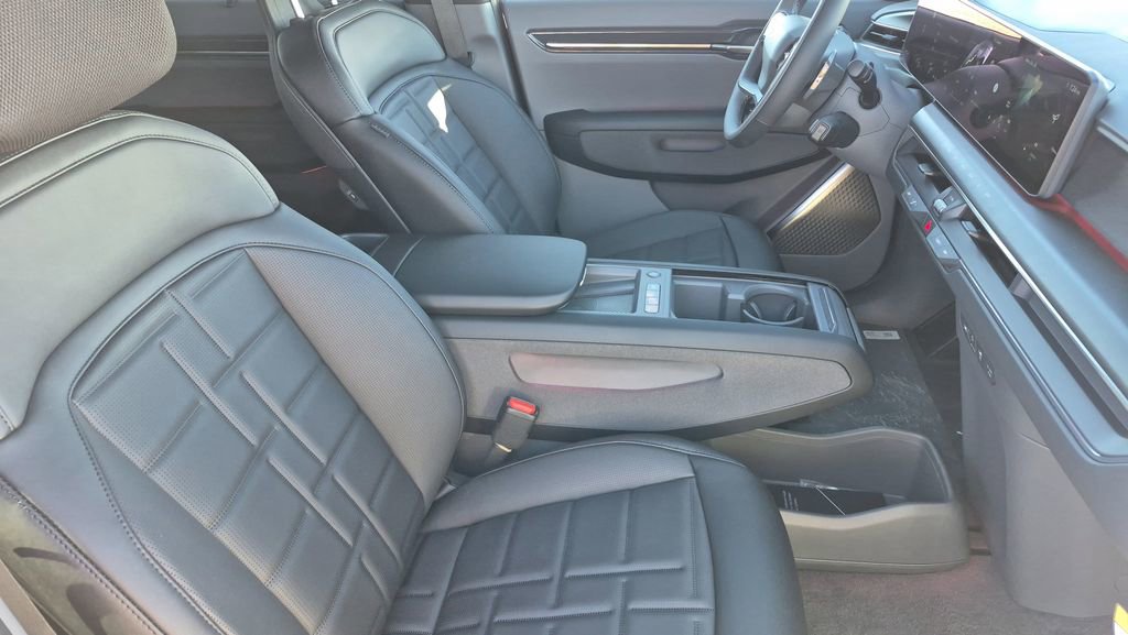 New 2026 Kia EV9 Land w/ Nightfall Edition Package image 17