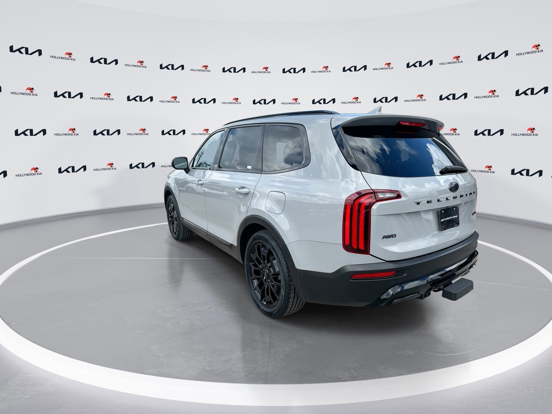 Used 2021 Kia Telluride EX w/ EX Premium Package image 6