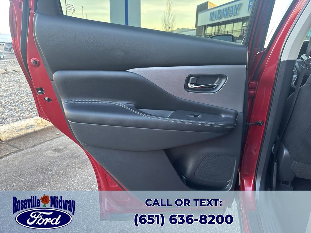 Used 2019 Nissan Murano S image 30