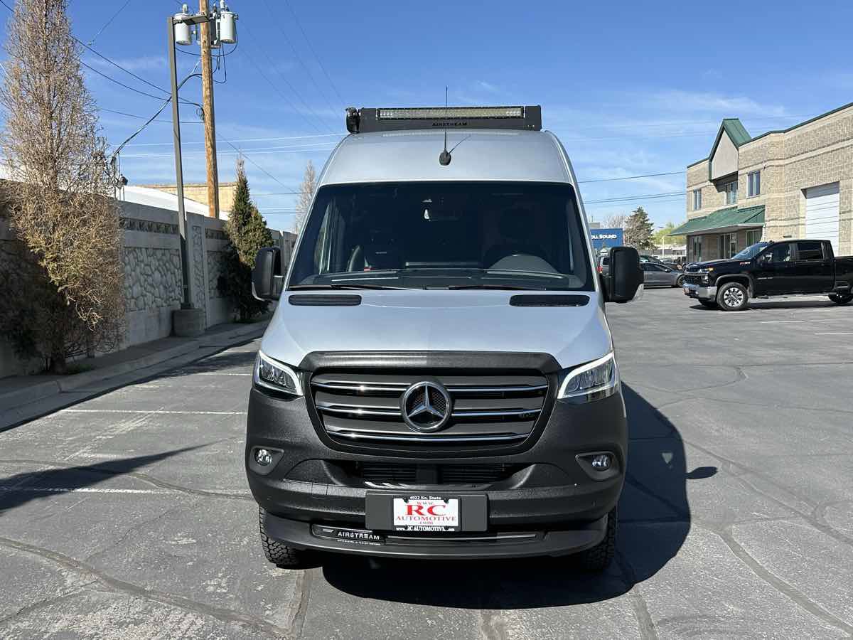 Used 2020 Mercedes-Benz Sprinter 3500 image 7