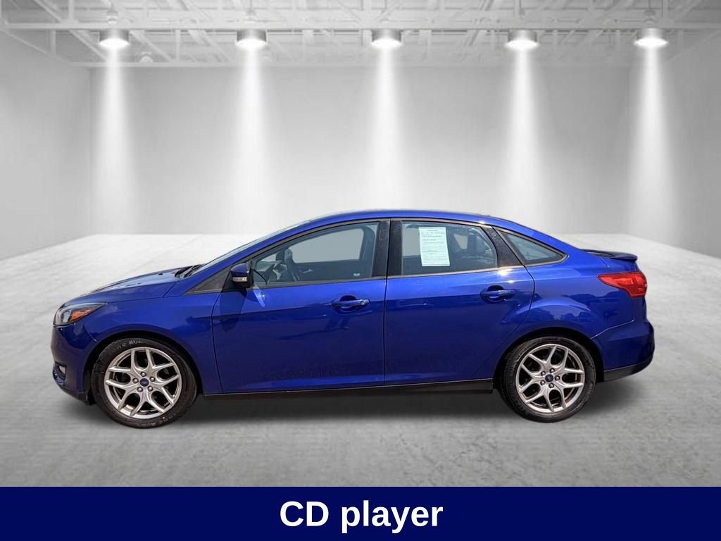 Used 2015 Ford Focus SE w/ Equipment Group 201A FWD image 8