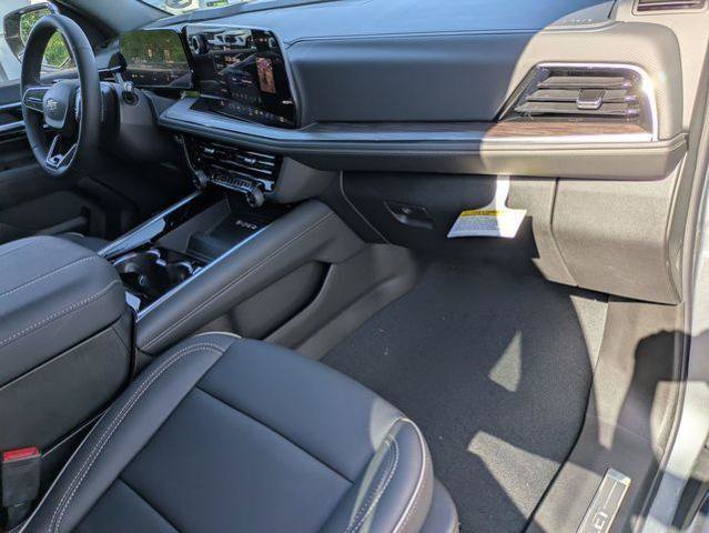 New 2026 Chevrolet Tahoe Premier w/ Sun And Tow Package AWD/4WD image 39