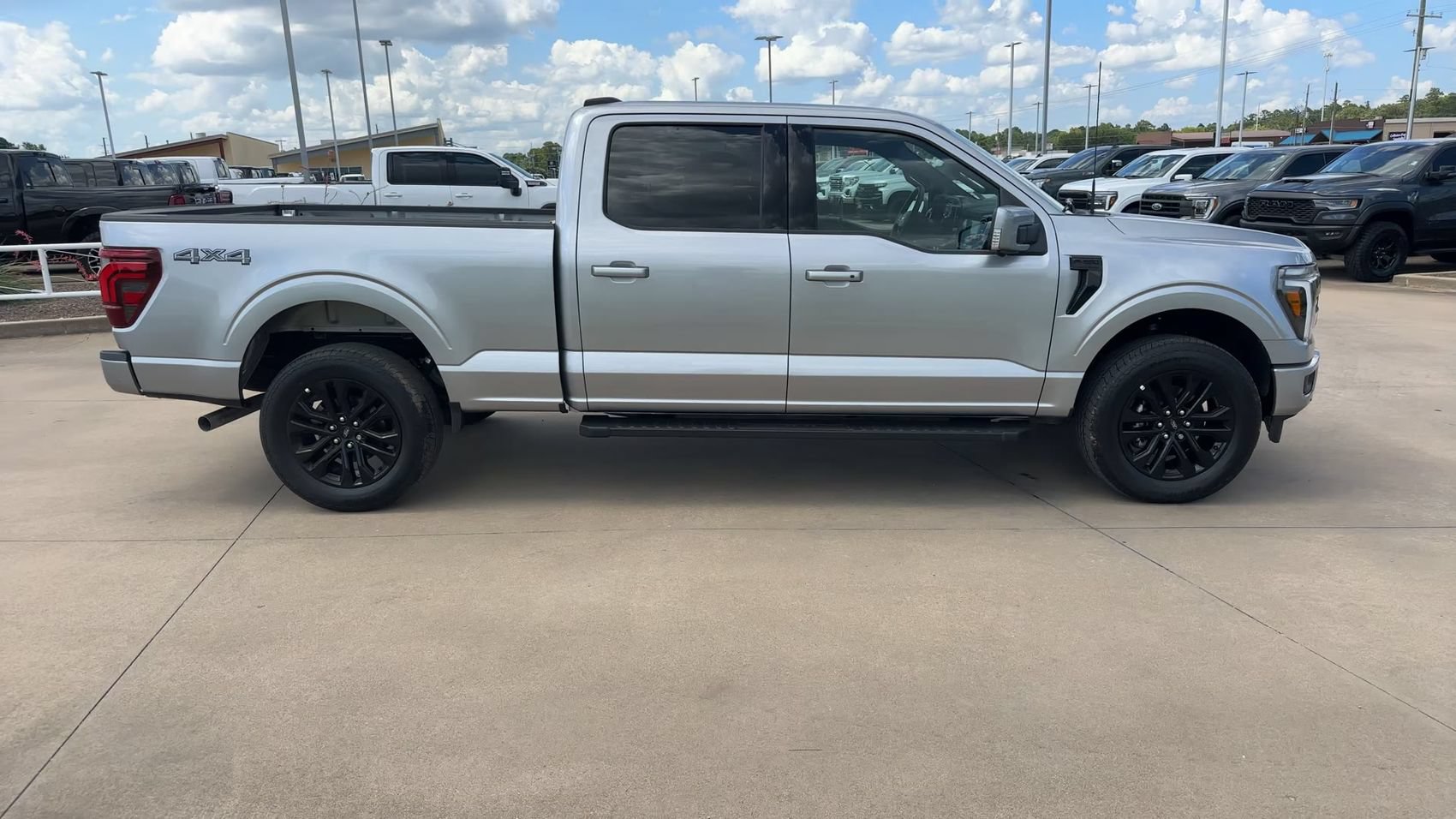 Used 2026 Ford F150 Lariat AWD/4WD image 2