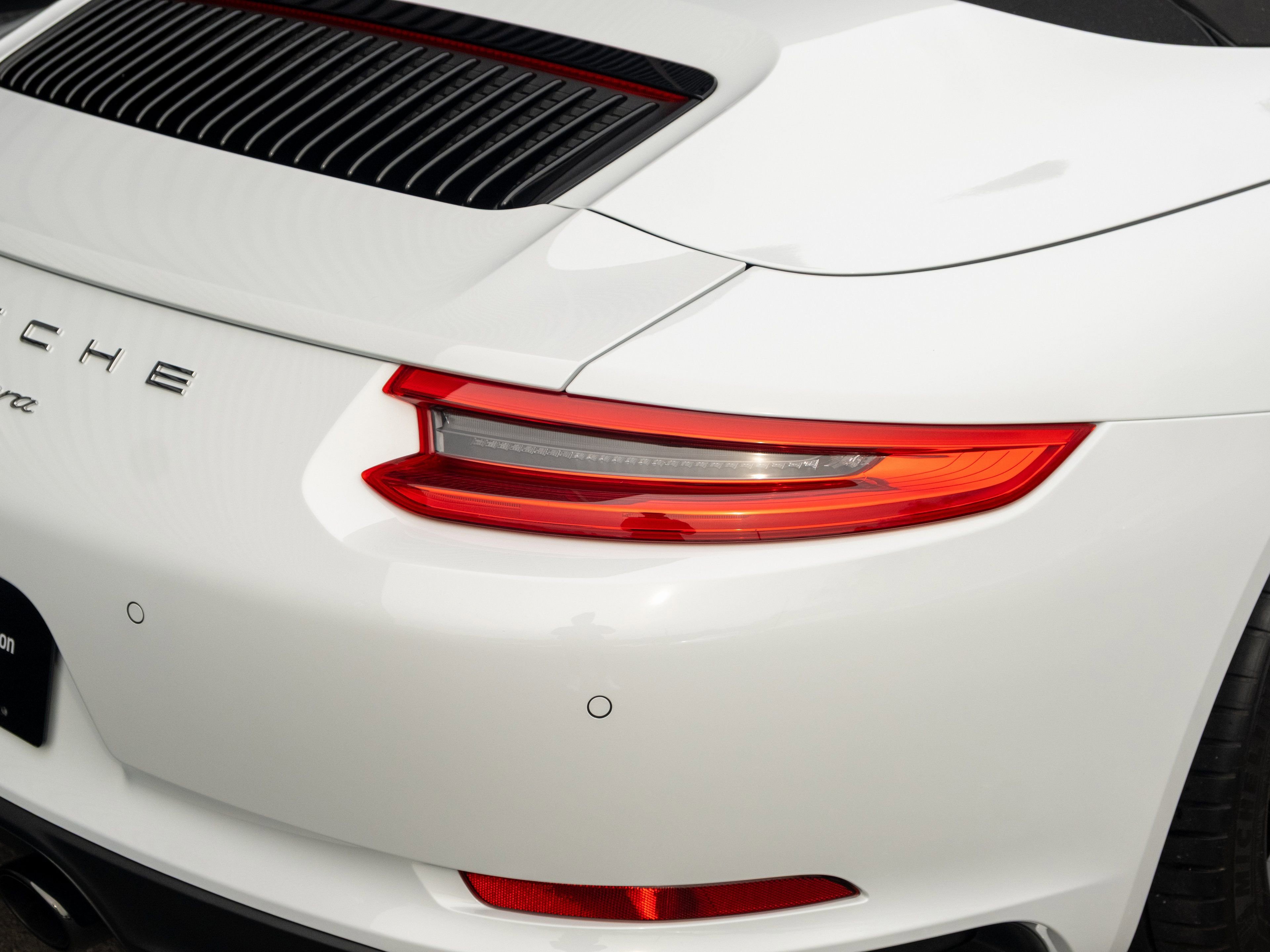 Certified 2017 Porsche 911 Carrera RWD image 39