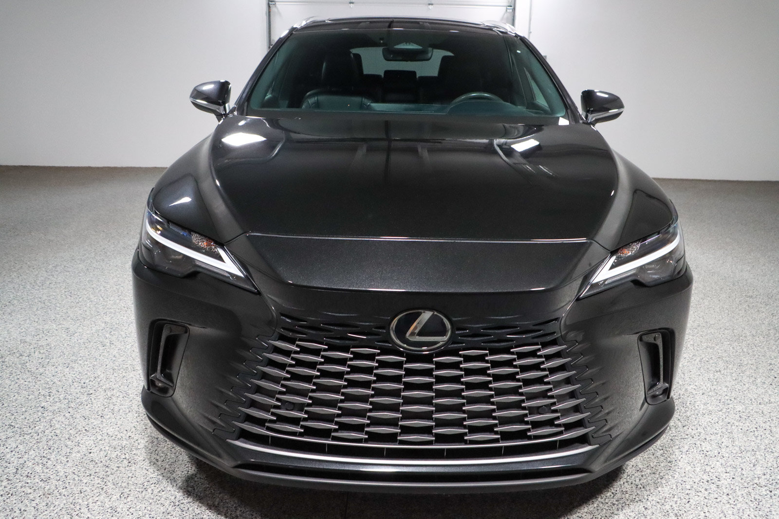 Used 2023 Lexus RX 350 Premium w/ Accessory Package (Z1) FWD image 4