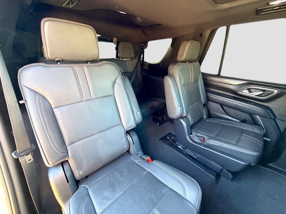 Used 2022 Chevrolet Tahoe RST w/ Luxury Package AWD/4WD image 27