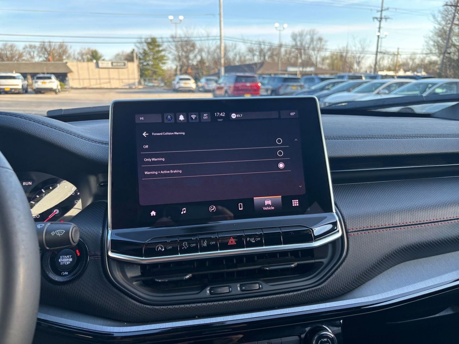 Used 2025 Jeep Compass Trailhawk w/ Trailer Tow Group image 20