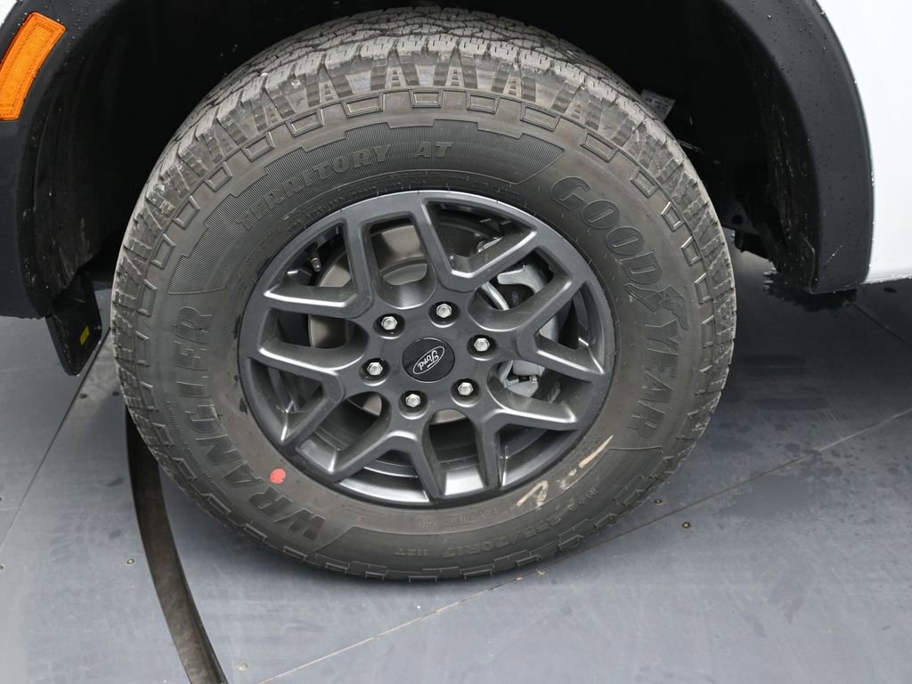 New 2025 Ford Ranger XLT w/ FX4 Off-Road Package image 12