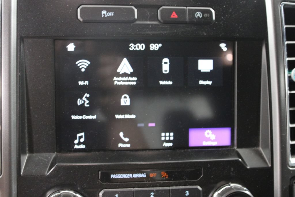 Used 2016 Ford F150 XLT w/ Equipment Group 302A Luxury AWD/4WD image 32