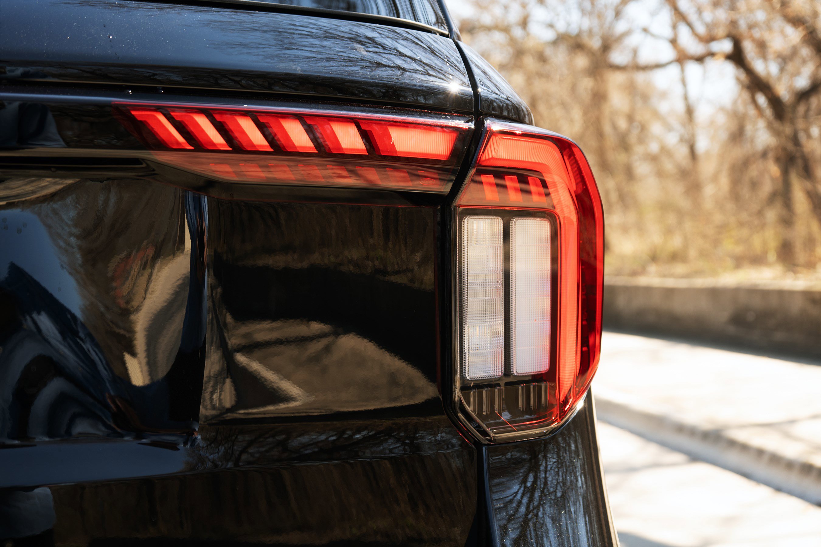 Used 2026 Ford Explorer ST image 13